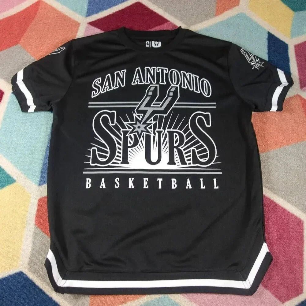 NBA San Antonio Spurs Shooting Shirt Small‎ 26.5 x19